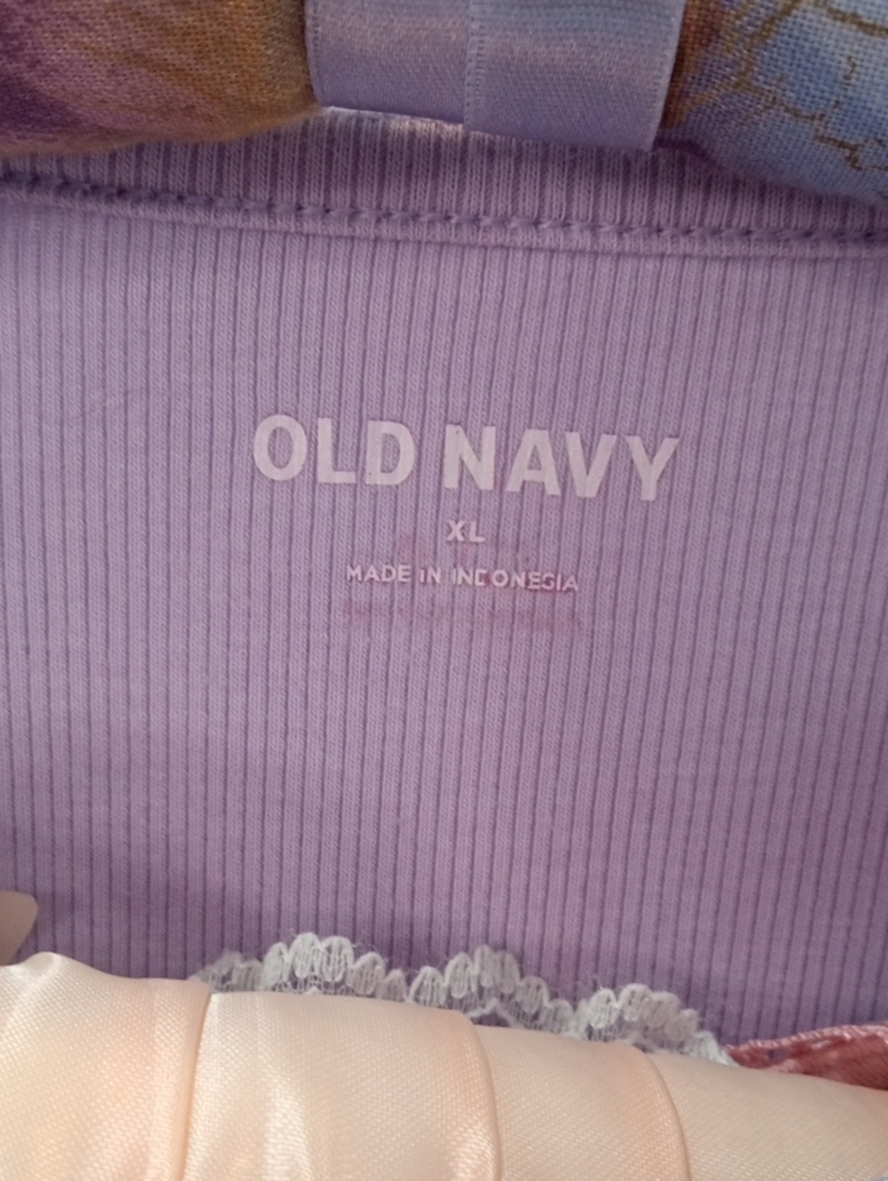 OLD NAVY T-SHIRTS BUNDLE/4 - Picture 3 of 10